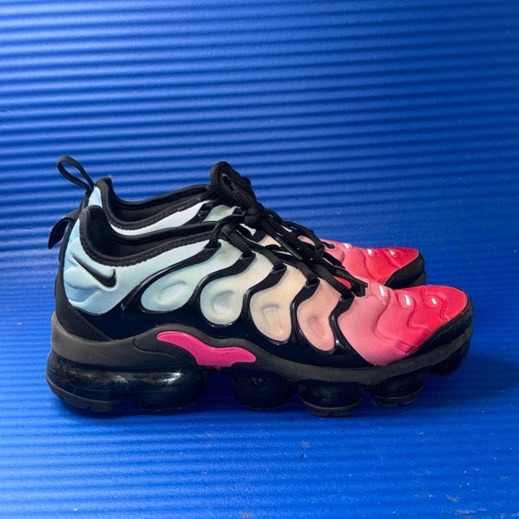Size 8- Women's Nike Air VaporMax Plus 'Rocket Pop' CZ7954-600 Athletic Shoes
